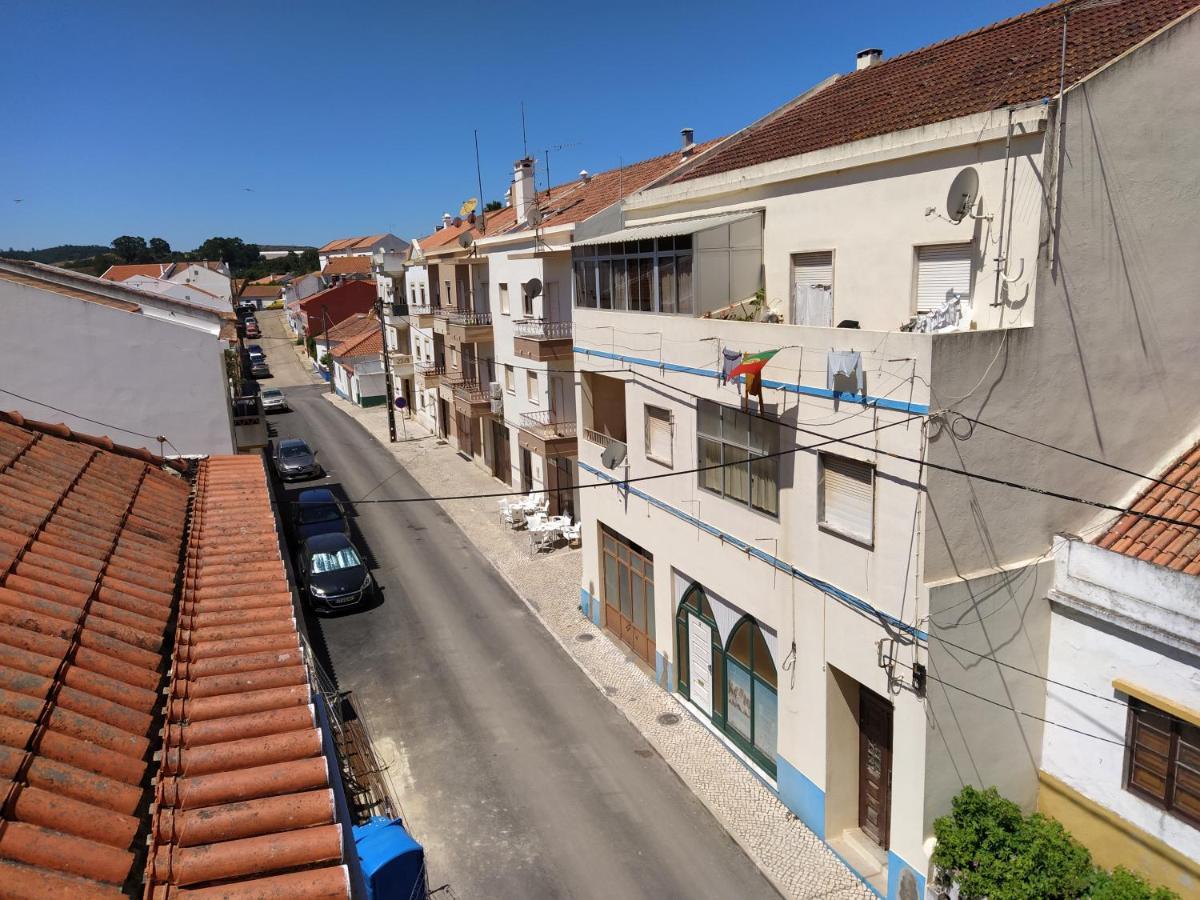 Apartamentos Bau-Doce Cercal do Alentejo Exterior photo